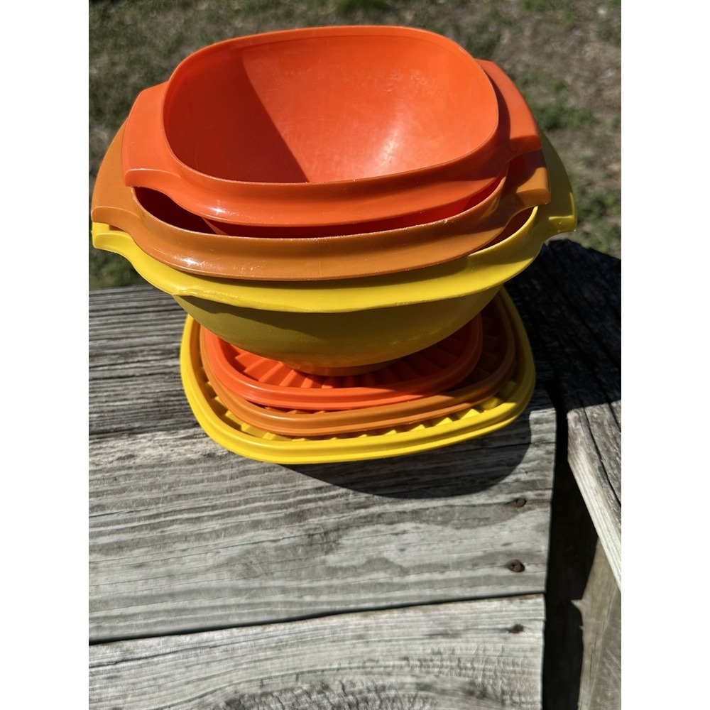 Vintage Tupperware Servalier Bowls With Sunburst Lids Set Of 3, *read*